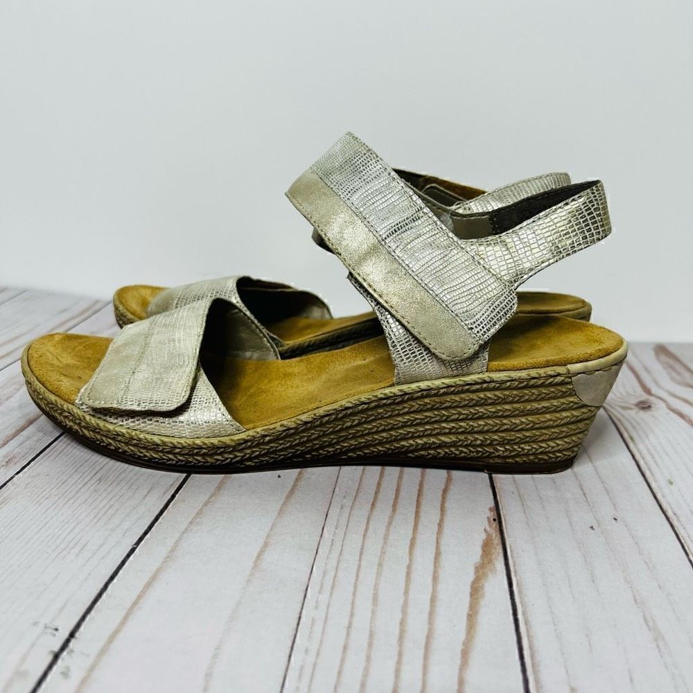 Rieker Women's Fanni Light Gold Metallic Sling Back Mid Height Wedge Sandals Siz